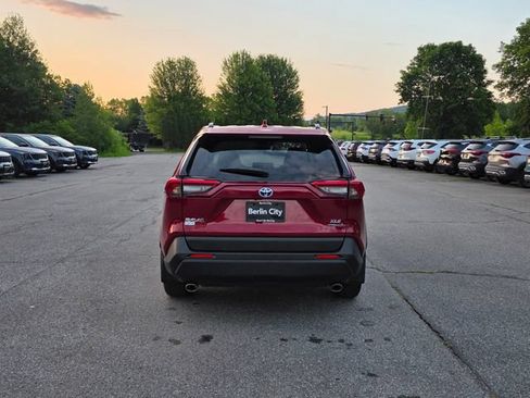 Used 2024 Toyota RAV4 XLE w/ Convenience Package AWD/4WD image 7