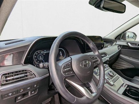 Used 2022 Hyundai Palisade Limited image 13