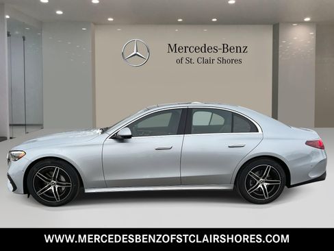 New 2026 Mercedes-Benz E 350 4MATIC Sedan image 2