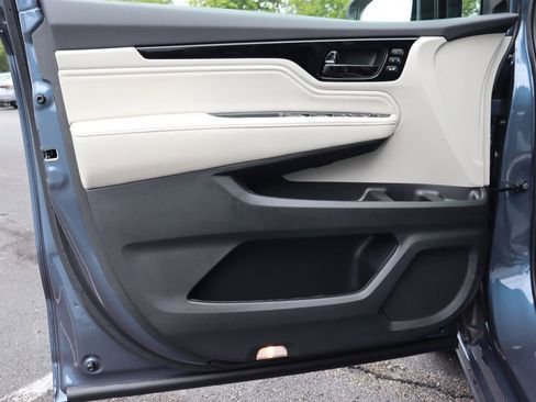 Certified 2026 Honda Odyssey Elite image 30