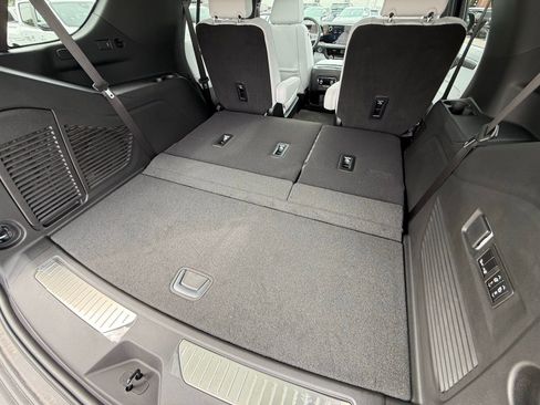 New 2026 Chevrolet Tahoe Premier AWD/4WD image 30