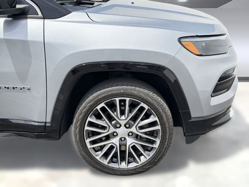 Used 2023 Jeep Compass Limited w/ Elite Group AWD/4WD image 11