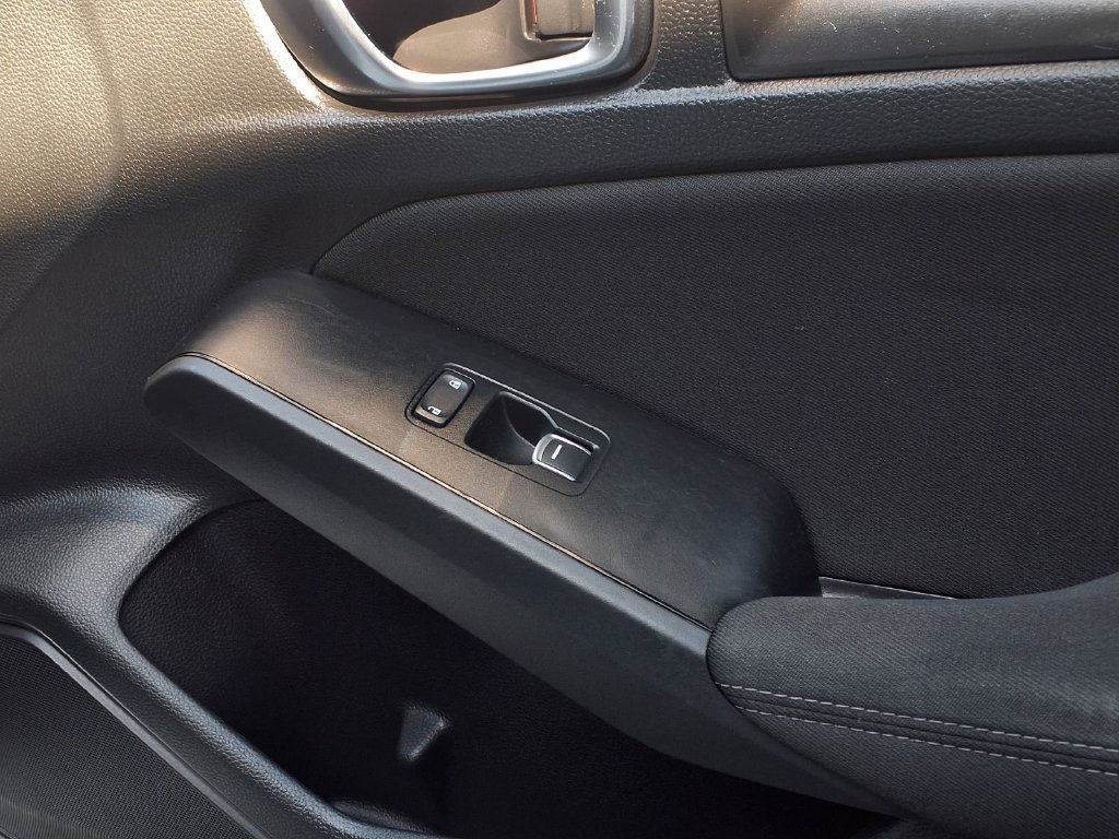 Used 2025 Honda Civic Sport image 38