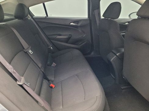 Used 2017 Chevrolet Cruze LS image 19
