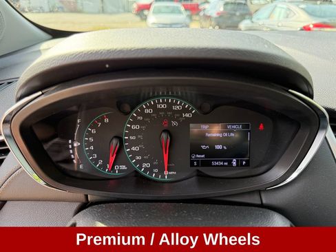 Used 2020 Chevrolet Trax LT FWD image 16