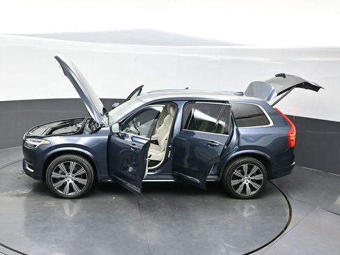 Used 2024 Volvo XC90 B6 Plus w/ Protection Package image 36