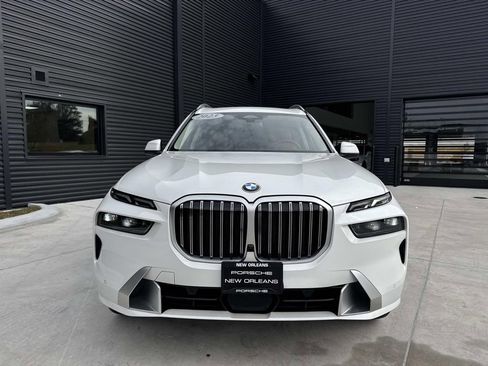 Used 2023 BMW X7 xDrive40i w/ Premium Package AWD/4WD image 6