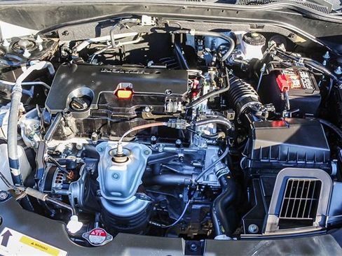 Used 2024 Honda HR-V Sport image 40