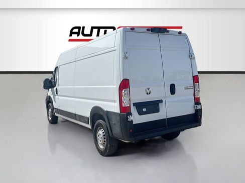 Used 2024 RAM ProMaster 2500 w/ Safety Group FWD image 5