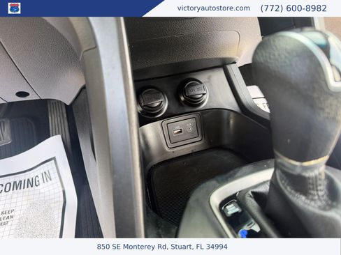 Used 2018 Hyundai Santa Fe Sport w/ 2.4L Value Package 02 FWD image 31