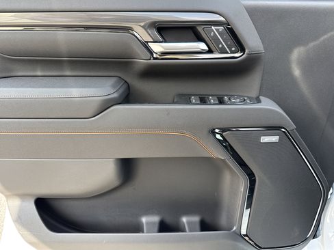 New 2026 GMC Sierra 2500 AT4 w/ AT4 Premium Plus Package AWD/4WD image 14