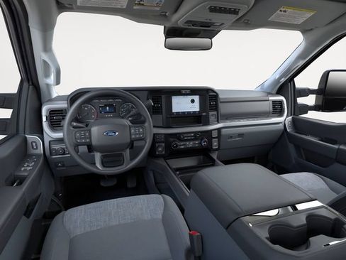 New 2026 Ford F250 XLT w/ FX4 Off-Road Package AWD/4WD image 8