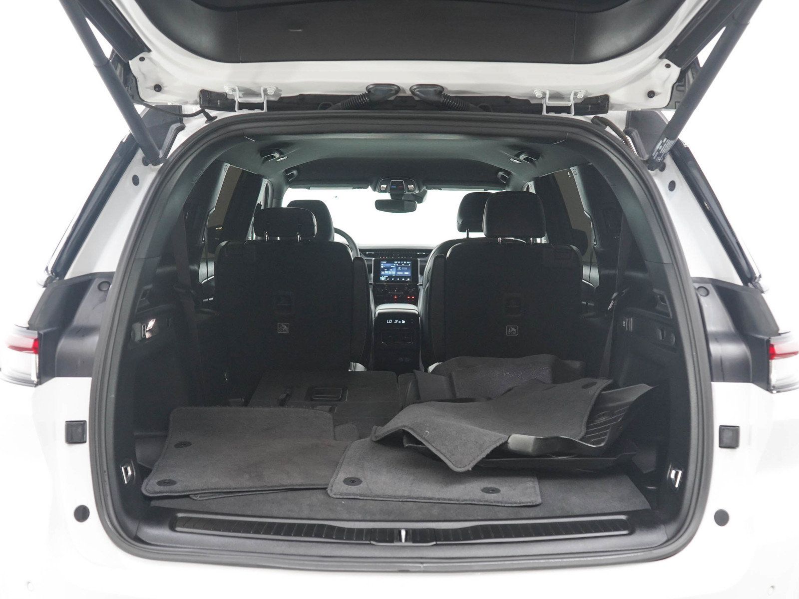Used 2023 Jeep Grand Cherokee L Laredo AWD/4WD image 16