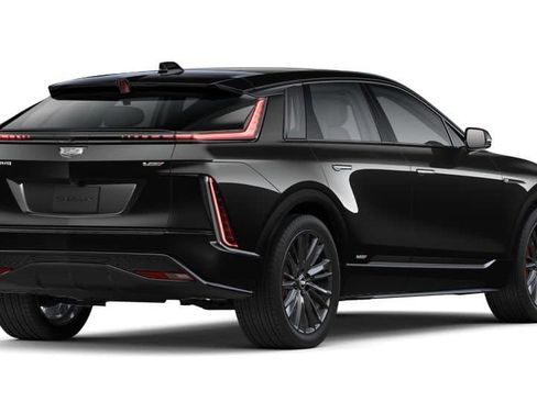 New 2026 Cadillac Lyriq V image 31