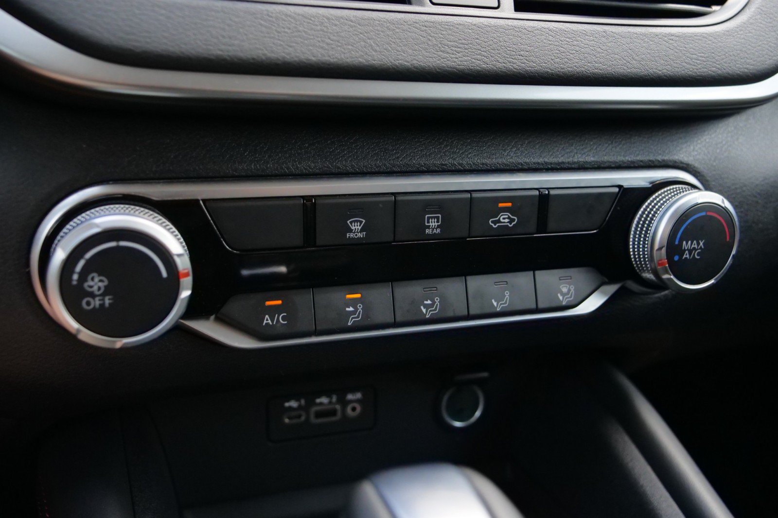 Used 2020 Nissan Altima 2.5 SR FWD image 11