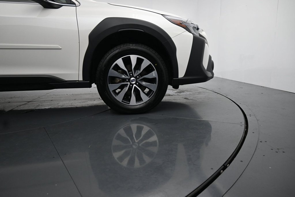 Used 2025 Subaru Outback Limited AWD/4WD image 11