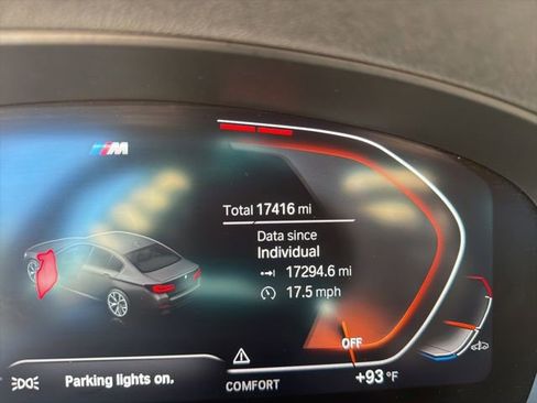 Used 2023 BMW 530i w/ M Sport Package RWD image 6