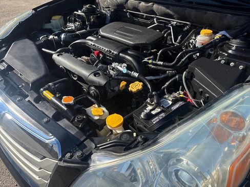 Used 2010 Subaru Outback 2.5i Premium image 36