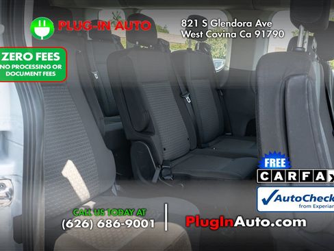 Used 2023 Ford Transit 350 XLT RWD image 11