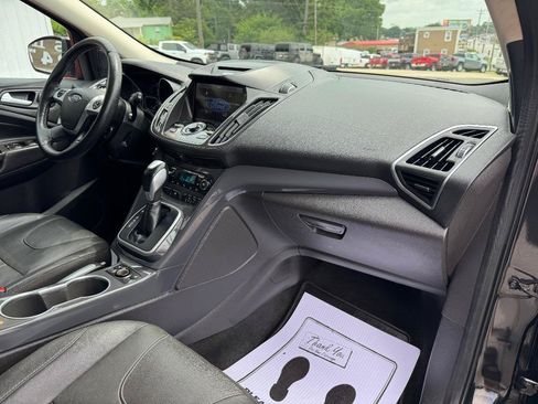 Used 2013 Ford Escape Titanium w/ Parking Technology Pkg FWD image 27