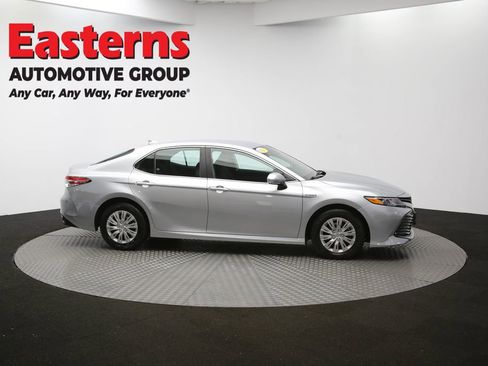 Used 2020 Toyota Camry LE w/ Fleet Convenience Package image 41