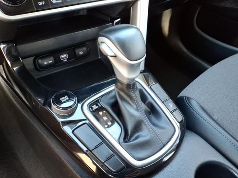 Used 2022 Kia Seltos S FWD image 29