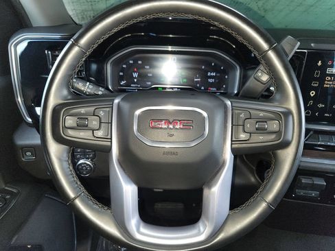 Used 2025 GMC Sierra 1500 SLT RWD image 24