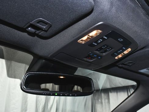 Used 2024 Toyota Sienna XSE FWD image 32