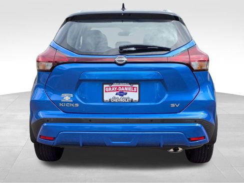 Used 2023 Nissan Kicks SV FWD image 9