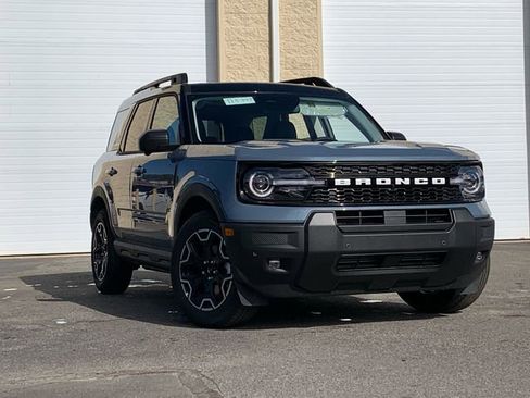 New 2025 Ford Bronco Sport Outer Banks w/ Outer Banks Tech Package+ image 2