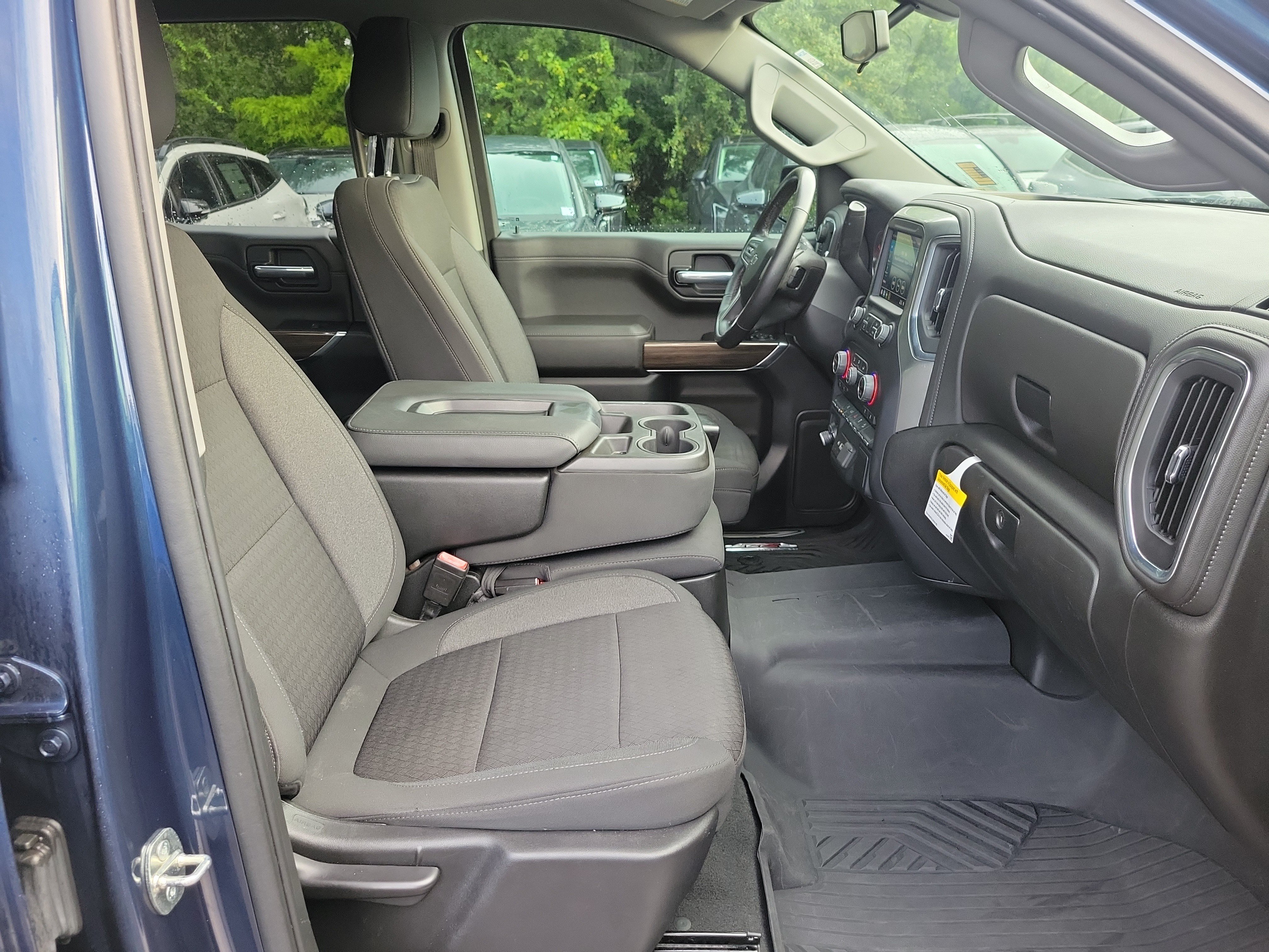 Used 2022 Chevrolet Silverado 1500 RST AWD/4WD image 5