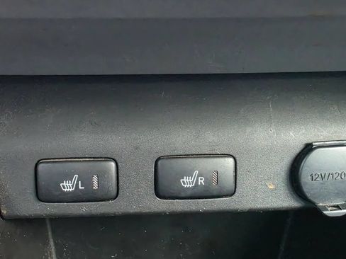Used 2003 Toyota Camry XLE FWD image 16