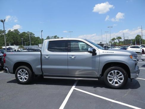 Used 2023 Chevrolet Silverado 1500 LTZ w/ LTZ Convenience Package II AWD/4WD image 2