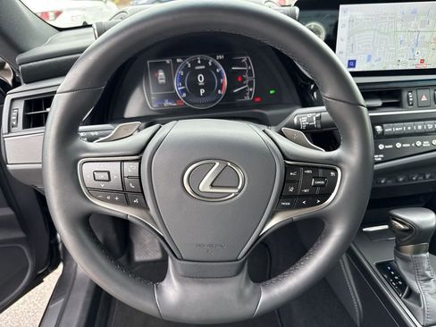 Used 2025 Lexus ES 350 w/ Premium Package FWD image 21