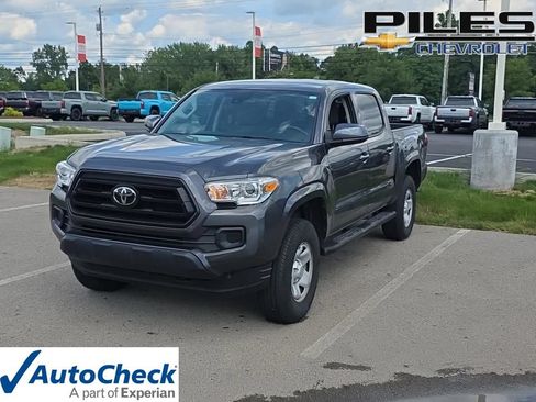 Used 2023 Toyota Tacoma SR AWD/4WD image 1