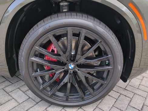 New 2026 BMW X5 xDrive40i w/ M Sport Package AWD/4WD image 11