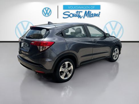 Used 2021 Honda HR-V LX image 7