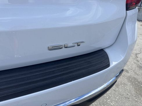 Used 2021 GMC Yukon SLT RWD image 9