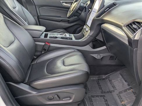 Used 2021 Ford Edge Titanium w/ Equipment Group 301A image 21