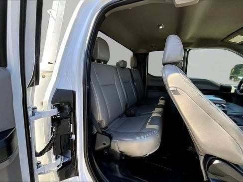 Used 2020 Ford F250 XL w/ Power Equipment Group RWD image 25