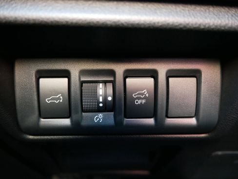 Certified 2025 Subaru Outback Premium image 26