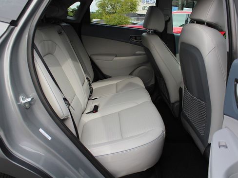 Used 2021 Hyundai Kona Limited FWD image 25
