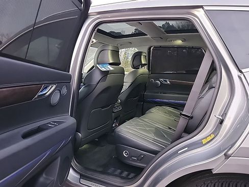 Used 2025 Genesis GV80 3.5T Prestige image 25