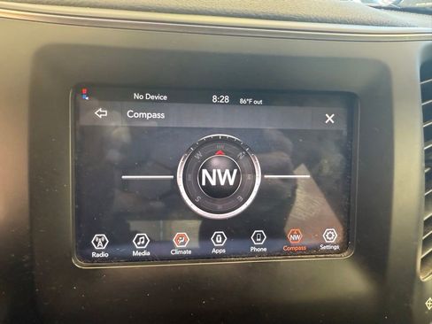 Used 2020 Jeep Cherokee Latitude Plus AWD/4WD image 25