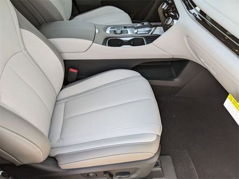 New 2026 INFINITI QX60 Luxe w/ Cargo Package image 32