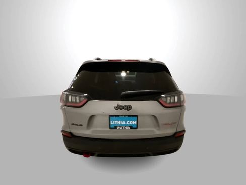 Used 2019 Jeep Cherokee Trailhawk w/ Cold Weather Group image 7