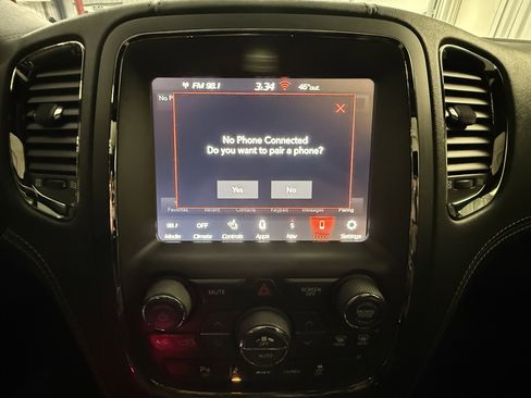 Used 2018 Dodge Durango SRT w/ SRT Interior Appearance Group image 36