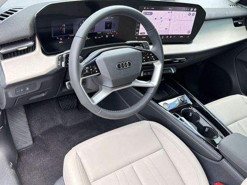 New 2026 Audi Q3 quattro 2.0T AWD/4WD image 4
