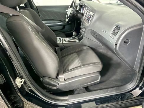 Used 2023 Dodge Charger SXT RWD image 13