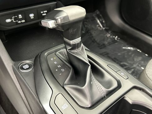 Used 2025 Kia K4 LXS image 24